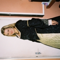 backstage - Mary